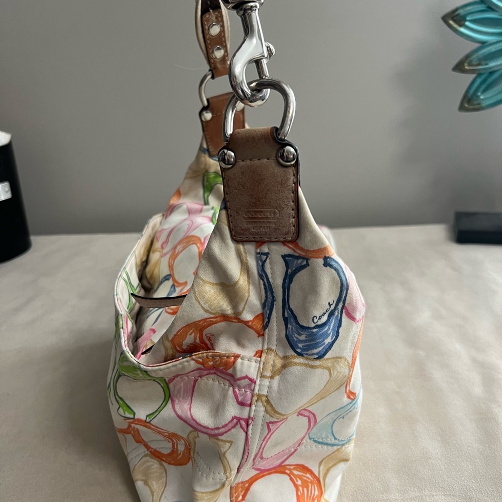 👜 COACH Scribble Signature Multicolor Shoulder Bag & Wallet Set
